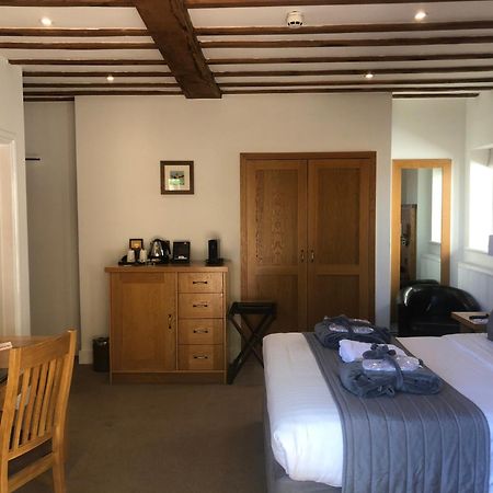 Tewinbury Farm Hotel Δωμάτιο φωτογραφία
