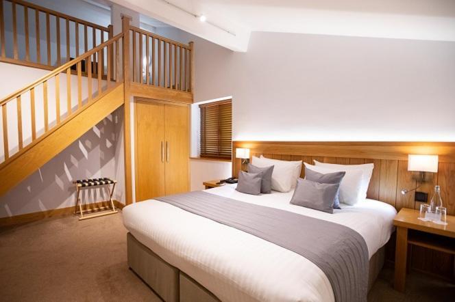 Tewinbury Farm Hotel Εξωτερικό φωτογραφία