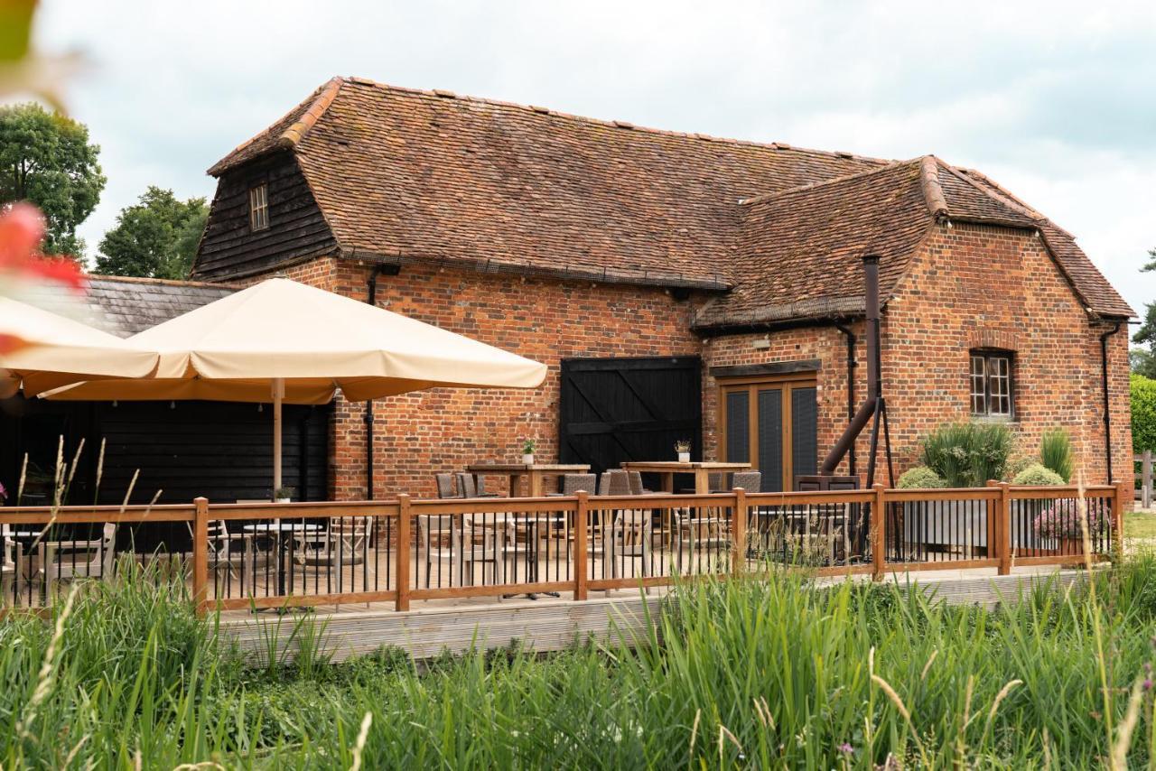 Tewinbury Farm Hotel Εξωτερικό φωτογραφία