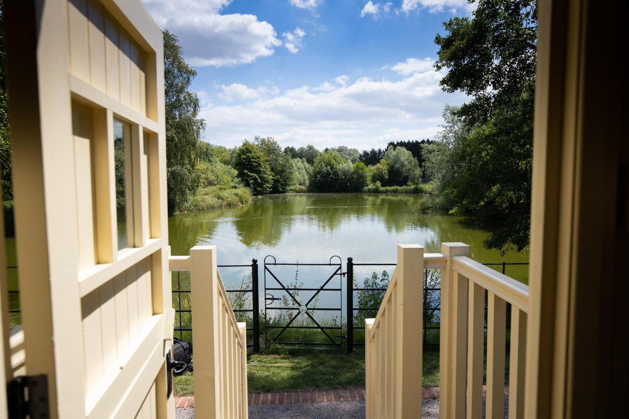 Tewinbury Farm Hotel Δωμάτιο φωτογραφία
