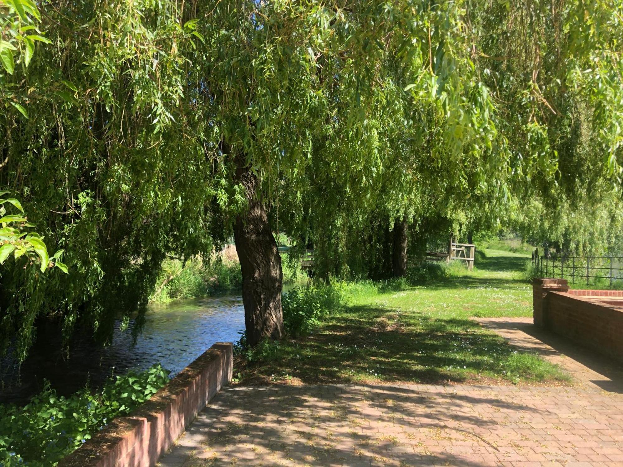 Tewinbury Farm Hotel Δωμάτιο φωτογραφία