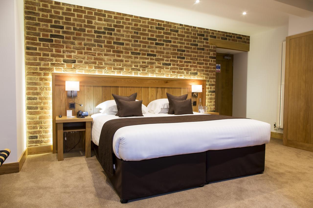 Tewinbury Farm Hotel Εξωτερικό φωτογραφία