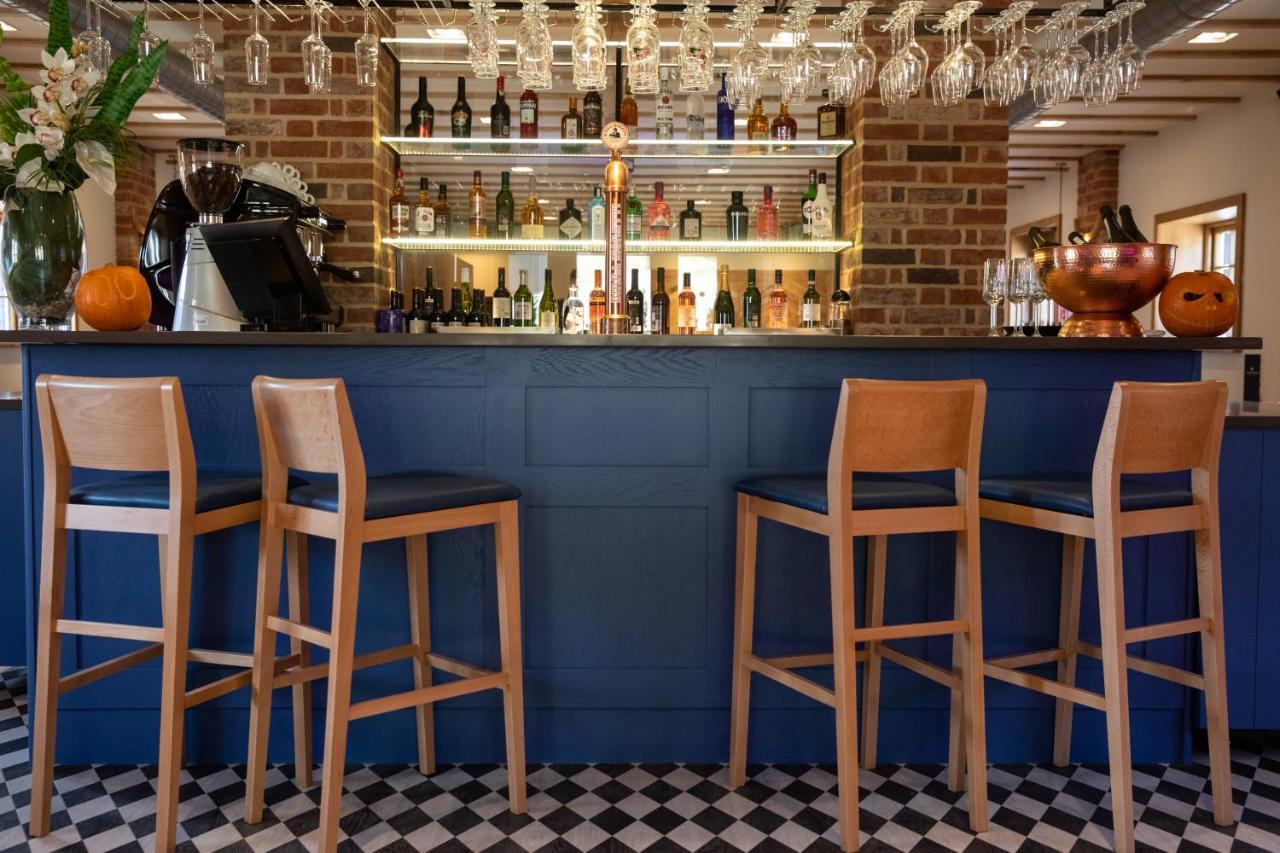 Tewinbury Farm Hotel Εξωτερικό φωτογραφία